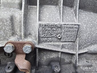 Bmw e90 330d 180kw - 7