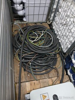 Predáj solárnych panelov cca 200 ks JinKO 545W 40.80V - 7