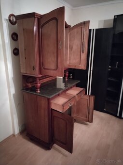 Starožitný príborník - 7