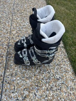 Predám lyže a lyžiarky - 7