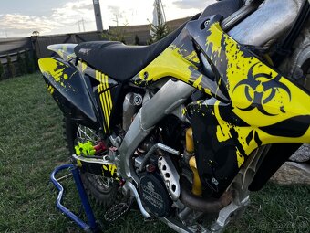 Suzuki RM-Z 250 2012 – Žihadlo na dvoch kolesách - 7