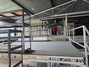 RealityKolesár prenajíma sklad393m2kanc130m2 Textilná Jazero - 7
