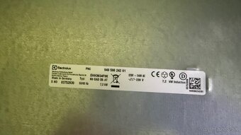 Predám indukčnú varnú dosku Electrolux - 7