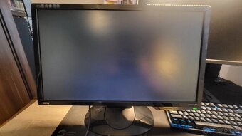 BENQ G2420HD - 7