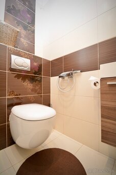 Stačí sa nasťahovať v centre moderný 3izb byt s loggiou - 7