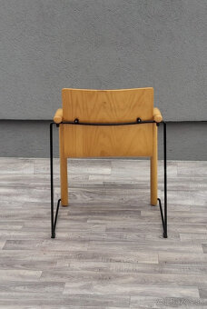 Set farebných stoličiek THONET ( 3 ks ) . - 7