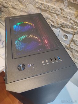 Predám počítač Gigabyte Aorus AX370 - 7