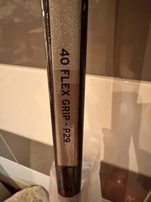 HOKEJKA CCM JETSPEED FT7 PRO ZAHNUTÍ P29 TVRDOST 50/40 - 7
