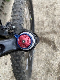 Celoodpružený horský bicykel Focus Super Bud 1.0 Pro 26" M - 7