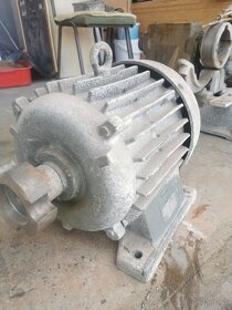Motor, prevodovka, stavebný výťah - 7