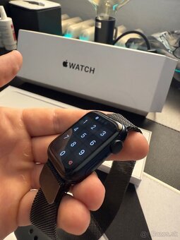 Apple Watch SE 2023 44mm, zdravie batérie 99% - 7