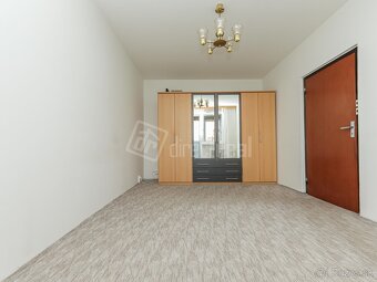 Byt na predaj: 3 izby, loggia, pivnica – pokojné býva… - 7