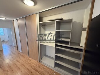 3-izb. byt s park. miestami M. Sch. Trnavského . BA - 7