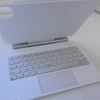 Apple 11-inch iPad Pro (M4) 256GB - 7