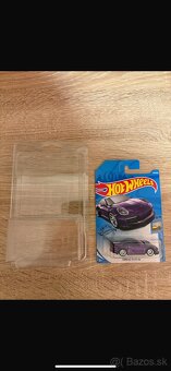Predám Hot Wheels STH Porsche 911 gt3rs - 7