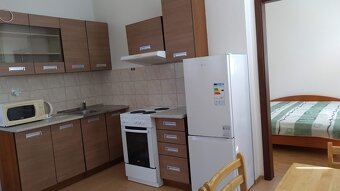 Prenájom 2-izbového bytu - 7