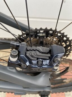 Karbónový Trek Rail 9.8 XT Project One - 7