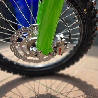 Nová Kawasaki KX 450 - 7
