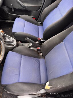 Volkswagen Golf IV - 7