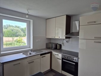 Zrekonštruovaný RD na pozemku 424 m², Komjatice - 7