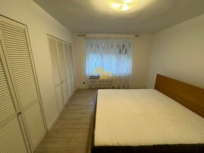 Znížená cena Predám 2 izbový byt v centre v Nových Zámkoch - 7