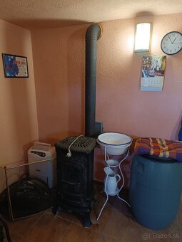 Na predaj vinohradnícky domček – chata - 7