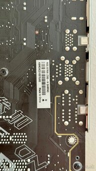 Predám Asus Strix Z390H, Intel i5 9600K, Corsair DDR4 2x4GB - 7