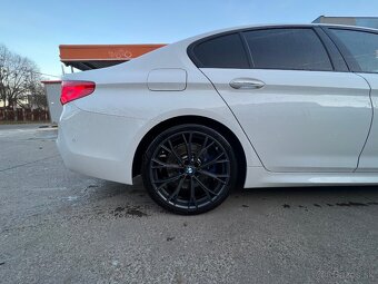 BMW 530D Xdrive G30 - 7
