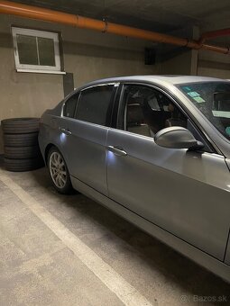 BMW E90 325i – 160 kW, automat - 7