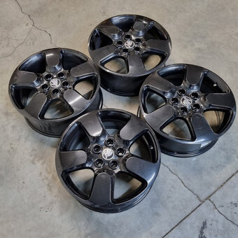 Hliníkové Škoda disky 5x112 R17 7J ET50 - 7