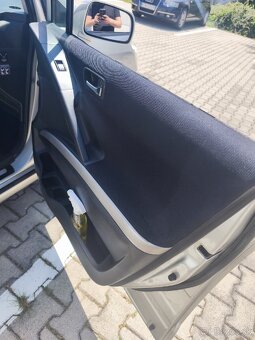 Toyota Corolla Verso - 7