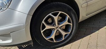 Ford S-max 2.0tdci 103kw - 7