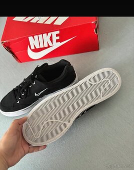 Nike tenisky veľ 42,5 - 7