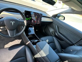 Predám auto Tesla model 3 - 7