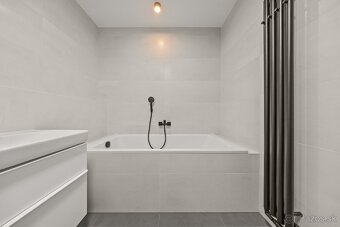 Predaj 4 izb. bytu v Cubicone, parking, pivnica, loggia - 7