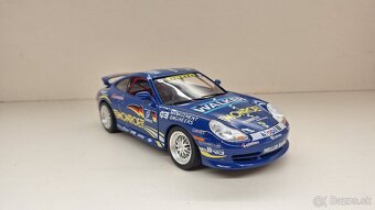 1:18 PORSCHE 911 SUPER CUP - 7
