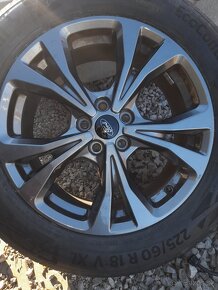 Hlinikový disk 1 ks Ford kuga r 18 obuta 225x60 - 7