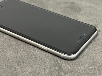 Predám iPhone 6s - 64GB - 7