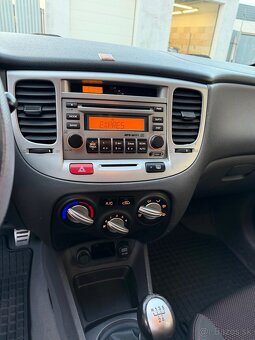 Kia Rio Sporty - 7
