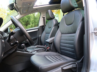 Škoda Octavia Combi 2.0 TDI DSG 2017 Style Xenon Navi Kessy - 7