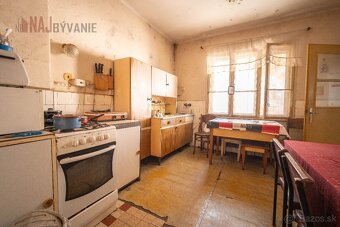 RODINNÝ DOM, PÔVODNÝ STAV, POZEMOK 1252 m2, LIKAVKA - 7