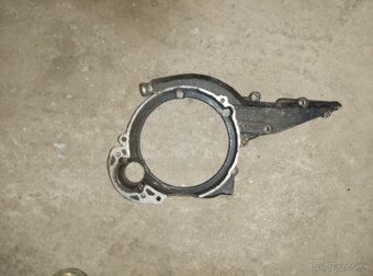 Rozpredám motor cagiva125 +niake dieli - 7