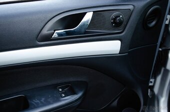 Škoda Octavia Combi 1.6 TDI CR DPF Ambiente DSG - 7