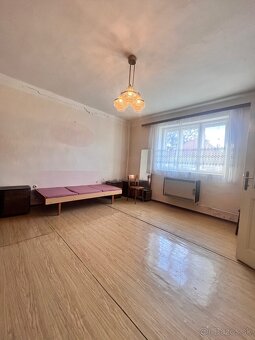 RK Treef ponúka starší rodinný dom - 7