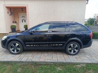 Škoda Octavia Combi SCOUT 2.0 TDI - 7