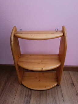 Masívny nábytok do izby - stôl, skrine, police, CD stojan - 7