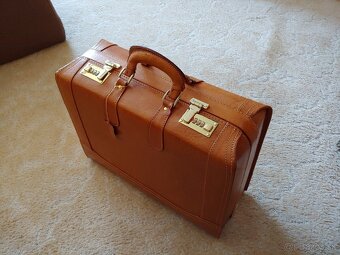 Nový kožený pilotný kufor - 7