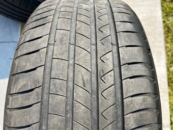 Elektrony Audi r17 letne pneu 225/55 - 7