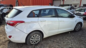 Hyundai I30 1,4CRDI 66kw kód motora: D4FC - 7