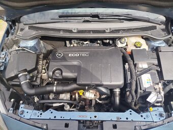 Opel Astra J 1.7 CDTI - 7